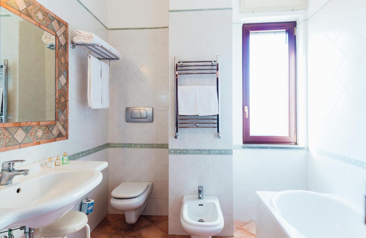 Hotel Montana SantʼAgata sui Due Golfi Exterior foto